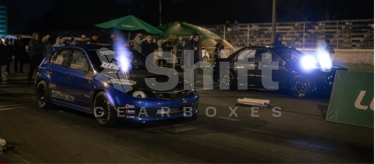 X Shift dragové auto na startu