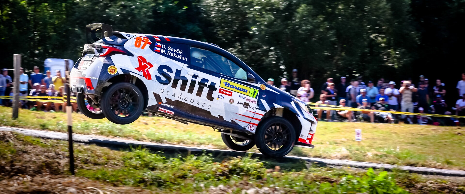 The Psychology of Precision Driving